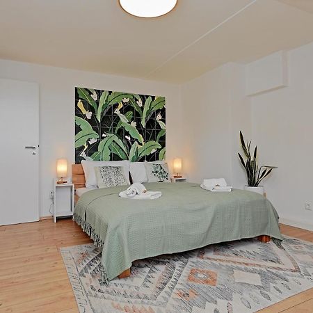 Stay&Dream - 75M² - Two Bedrooms - Kitchen - Netflix Essen Eksteriør bilde